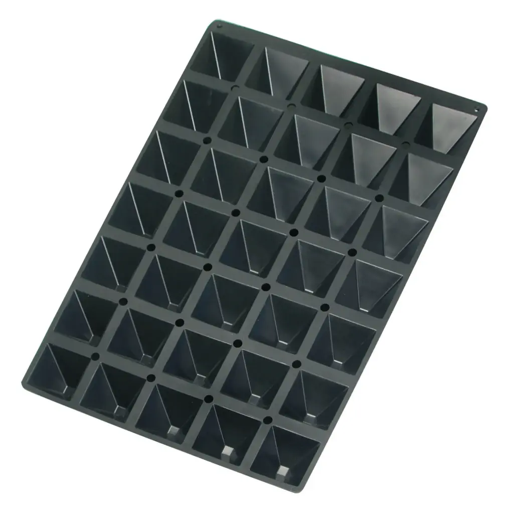 Molde Sil. 60x40 cm Piramide 65x65x35 mm