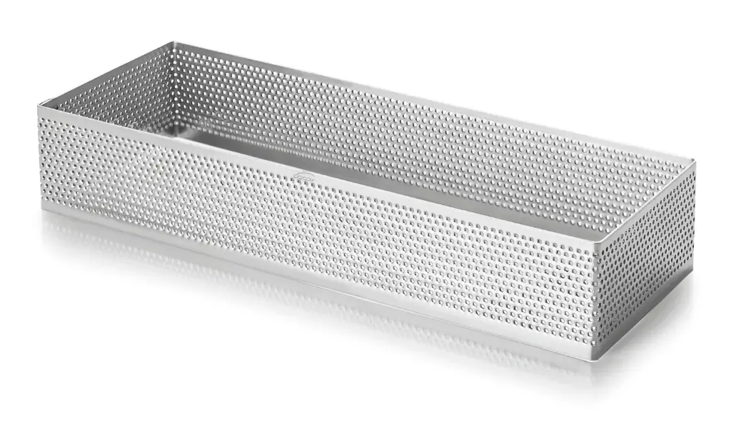 ZZ 26 Aro Rectangangular Perforado Inox. 8X28X3,5 Cm.                  