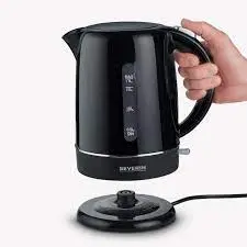 [4322] HERVIDOR ELECTRICO NEGRO RESISTENCIA OCULTA 1.7 L. 2.200 W.